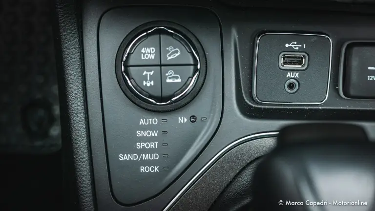 Jeep Cherokee Trailhawk - Test Drive in anteprima - 12