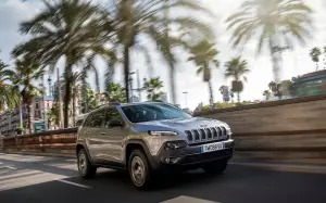 Jeep Cherokee - 8