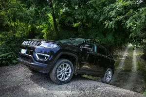 Jeep Compass 4xe e Renegade 4xe