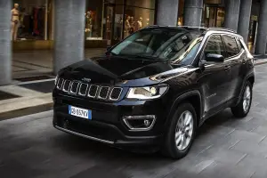 Jeep Compass 4xe e Renegade 4xe