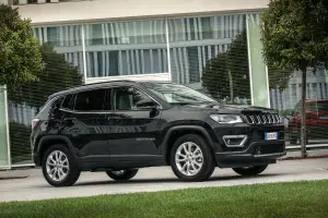 Jeep Compass 4xe e Renegade 4xe