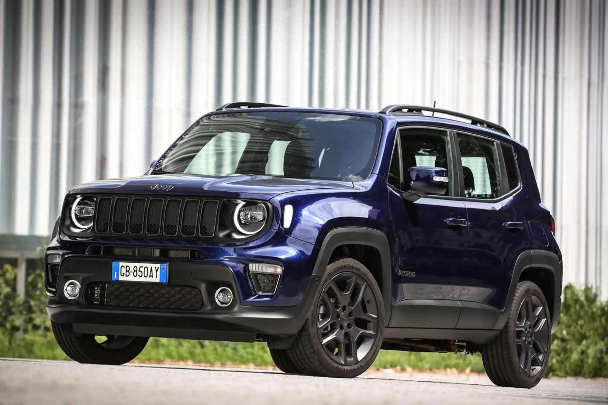 Jeep Compass 4xe e Renegade 4xe - 28