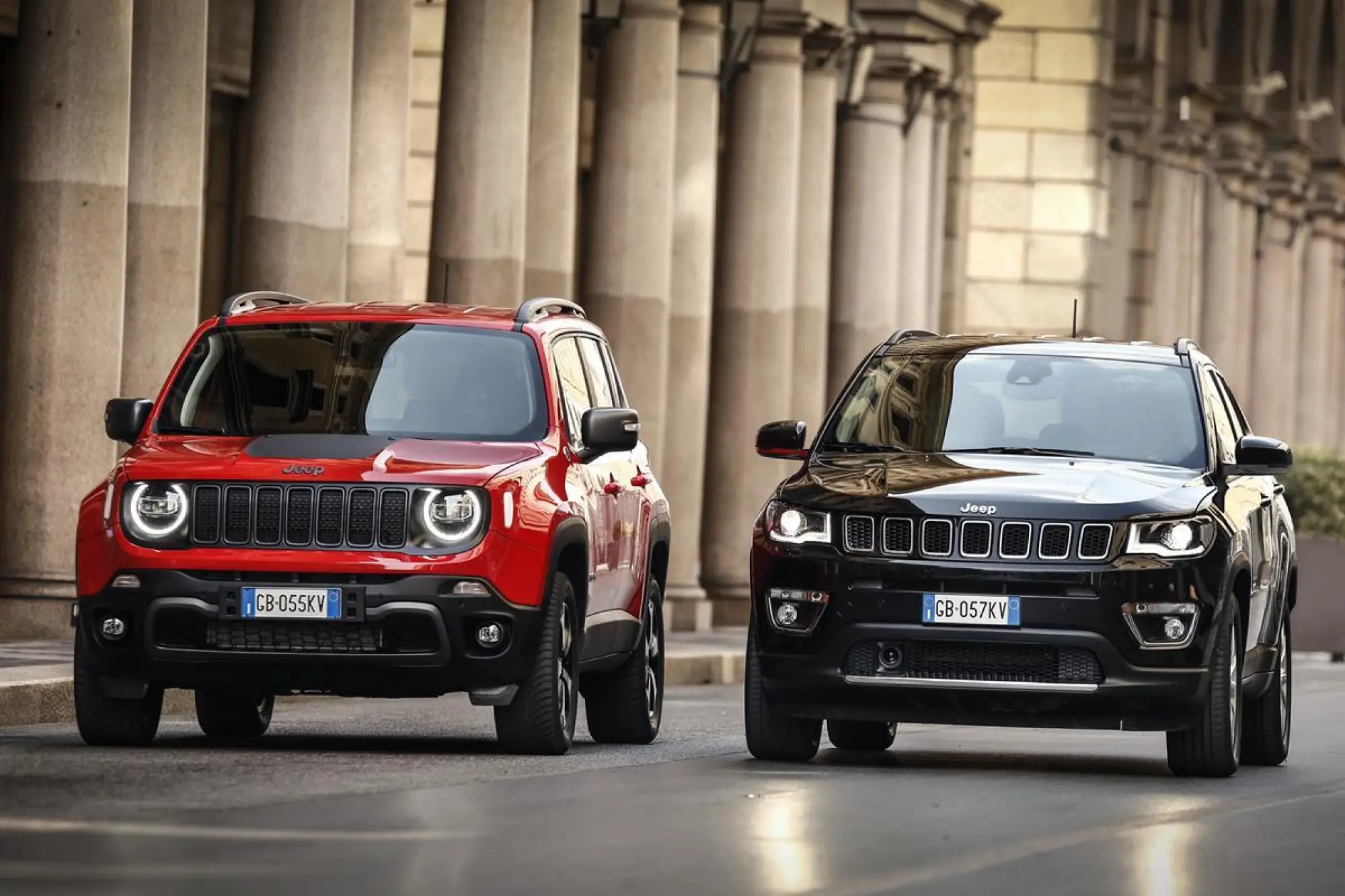 Jeep Compass 4xe e Renegade 4xe - 44