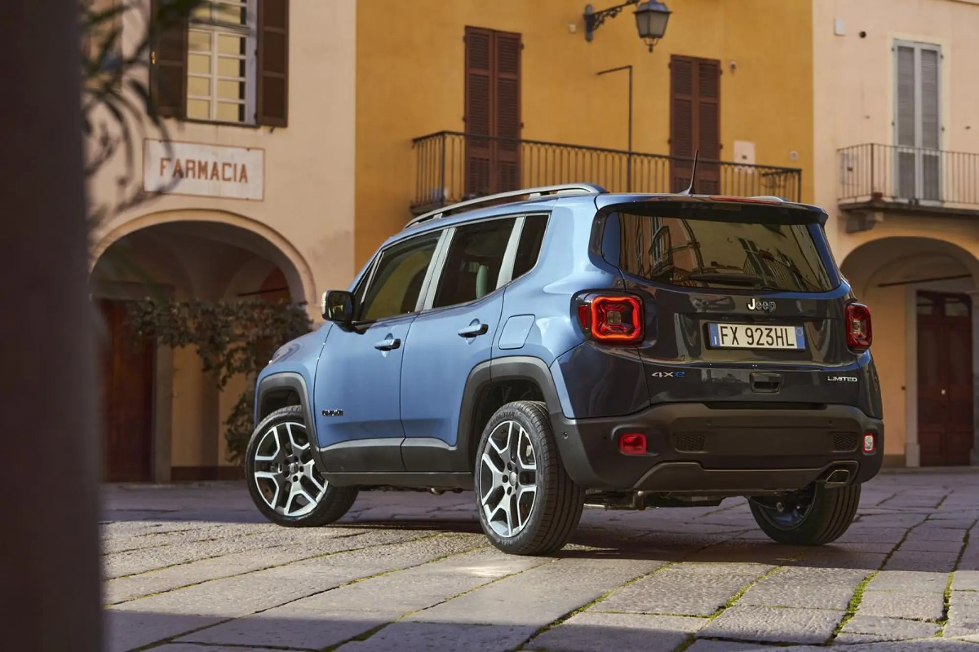 Jeep Compass 4xe e Renegade 4xe - 53