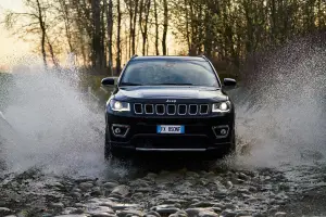 Jeep Compass 4xe e Renegade 4xe