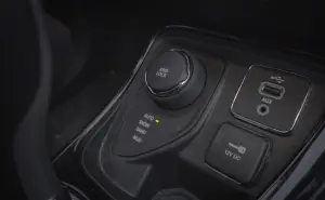 Jeep Compass LIMITED 4X4 _ 2018