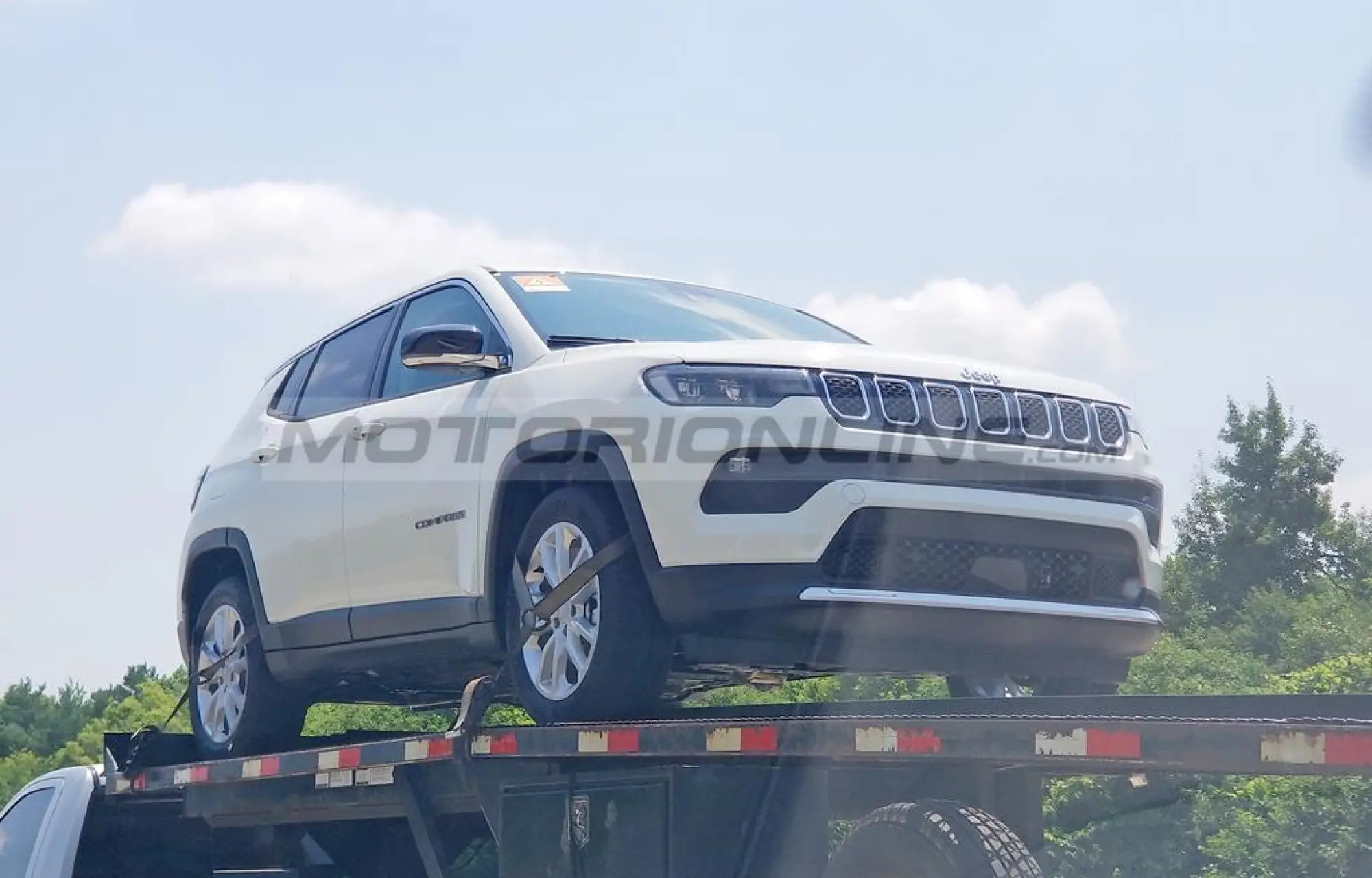 Jeep Compass MHEV - Foto spia 23-07-2021 - 2