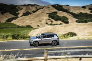 Jeep Compass MY 2017 - 25