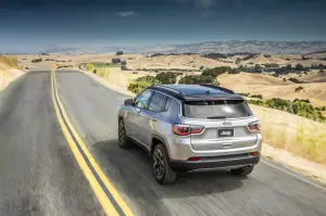 Jeep Compass MY 2017 - 27