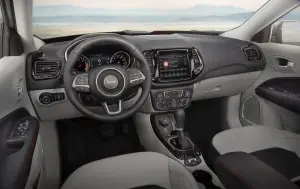 Jeep Compass MY 2017 - 32