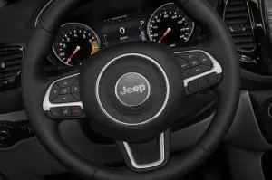 Jeep Compass MY 2017 - 35