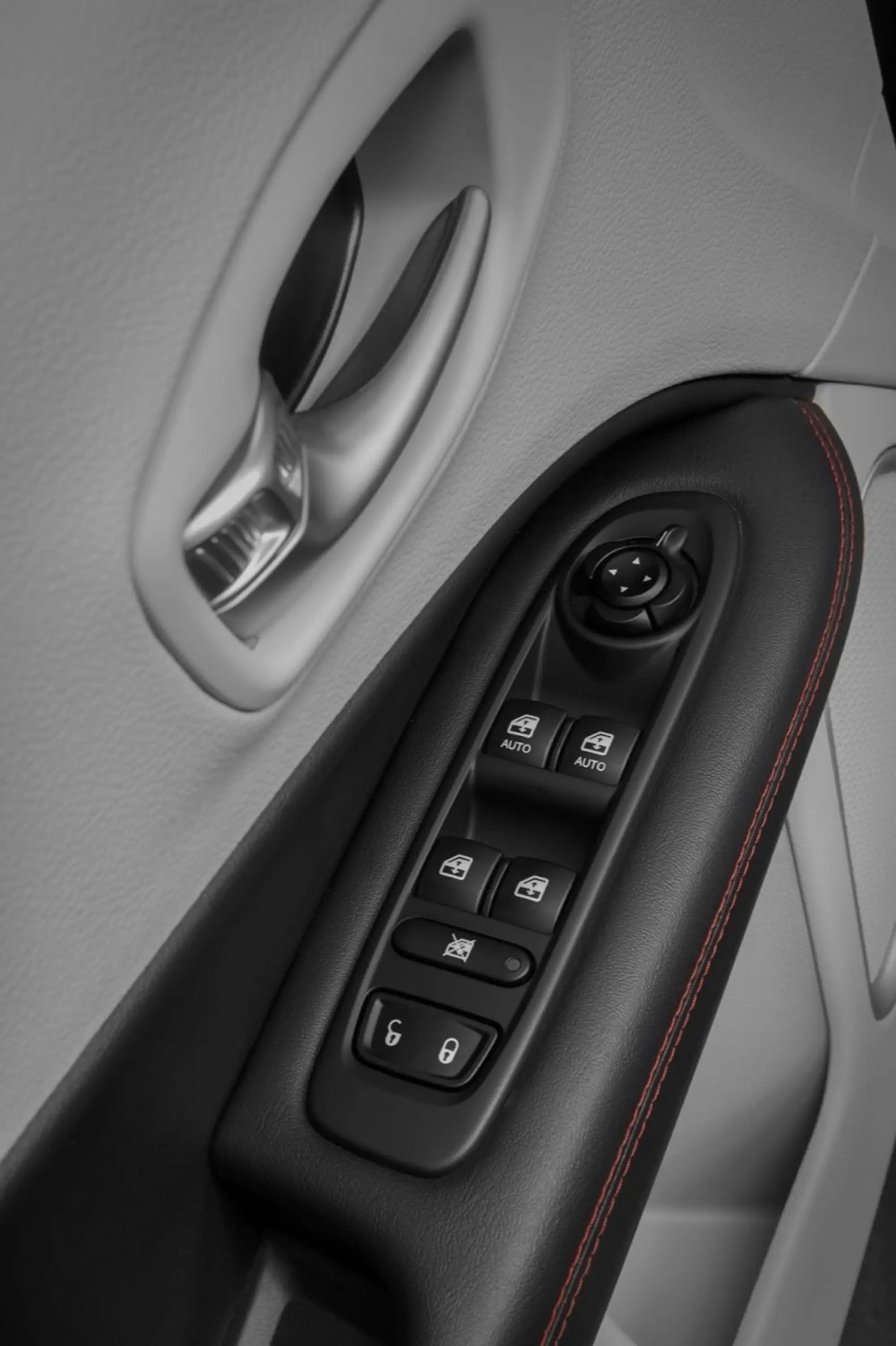 Jeep Compass MY 2017 - 38