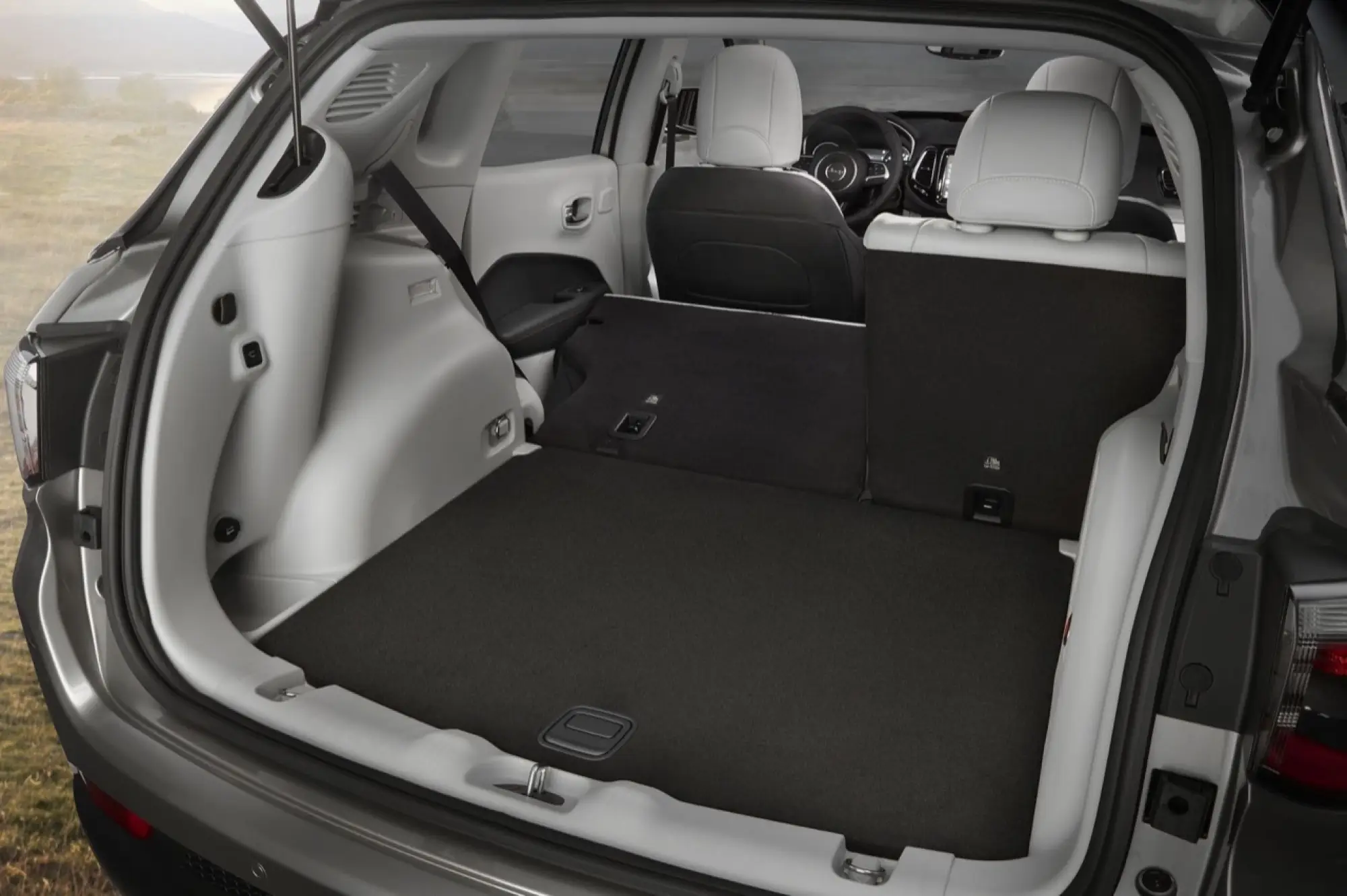 Jeep Compass MY 2017 - 41