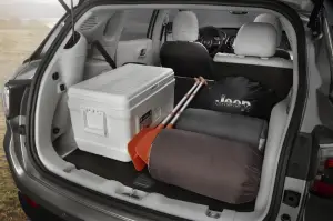 Jeep Compass MY 2017 - 43