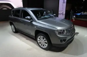 Jeep Compass Overland LIVE - Salone di Parigi 2012 - 9