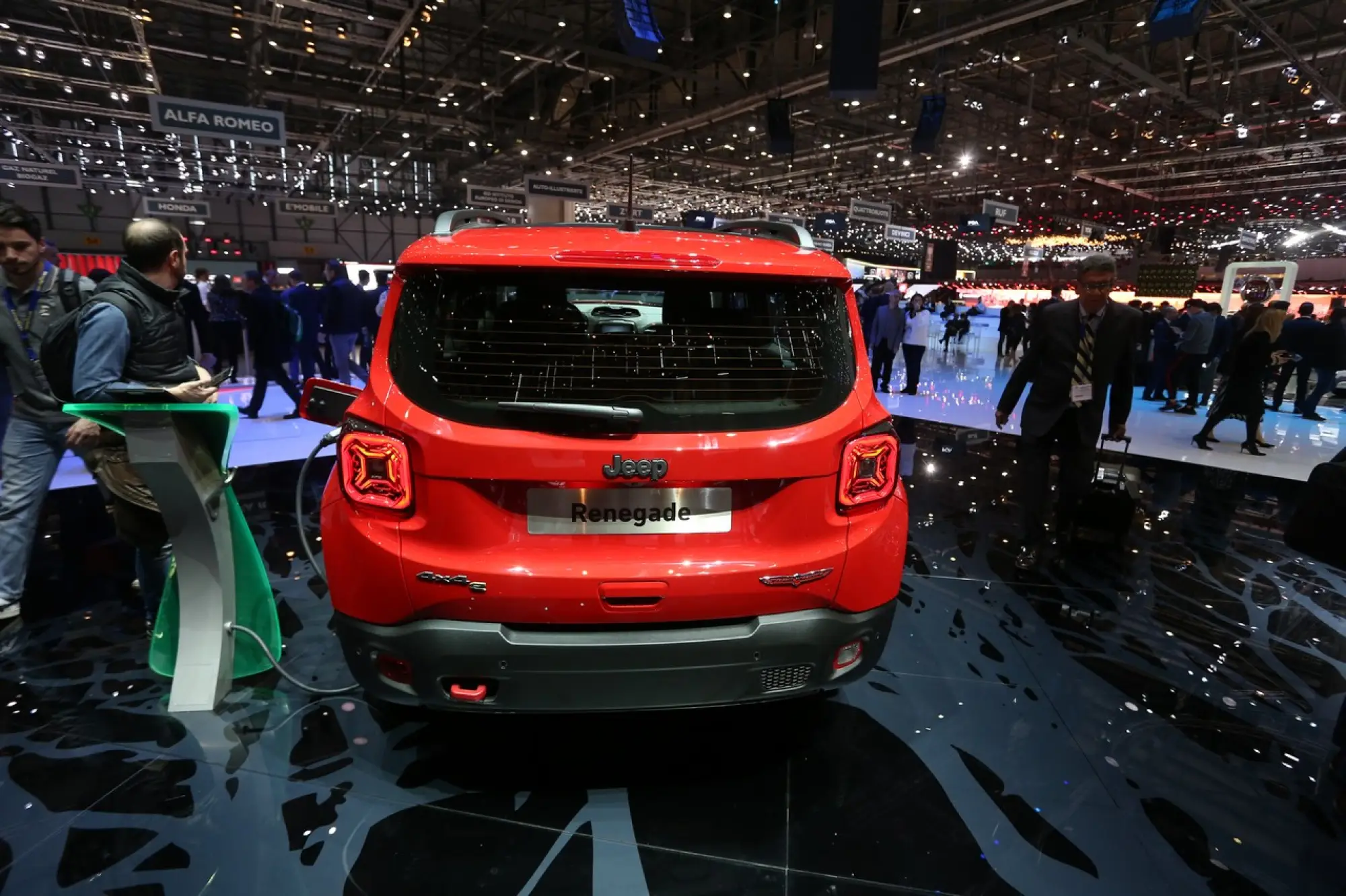 Jeep Compass PHEV e Jeep Renegade PHEV - Salone di Ginevra 2019 - 10