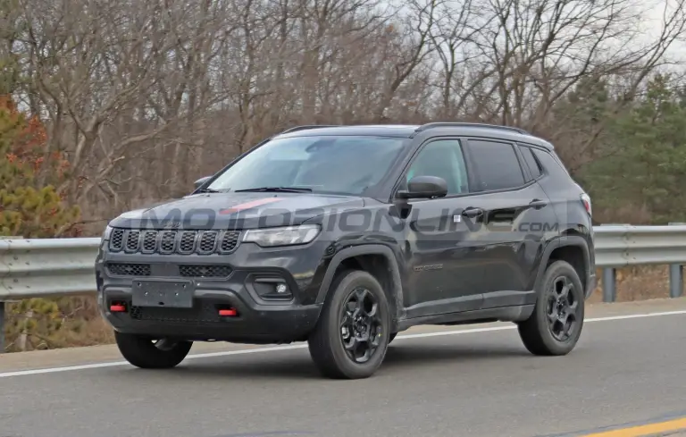 Jeep Compass Trailhawk 2022 - Foto spia 04-12-2020 - 2