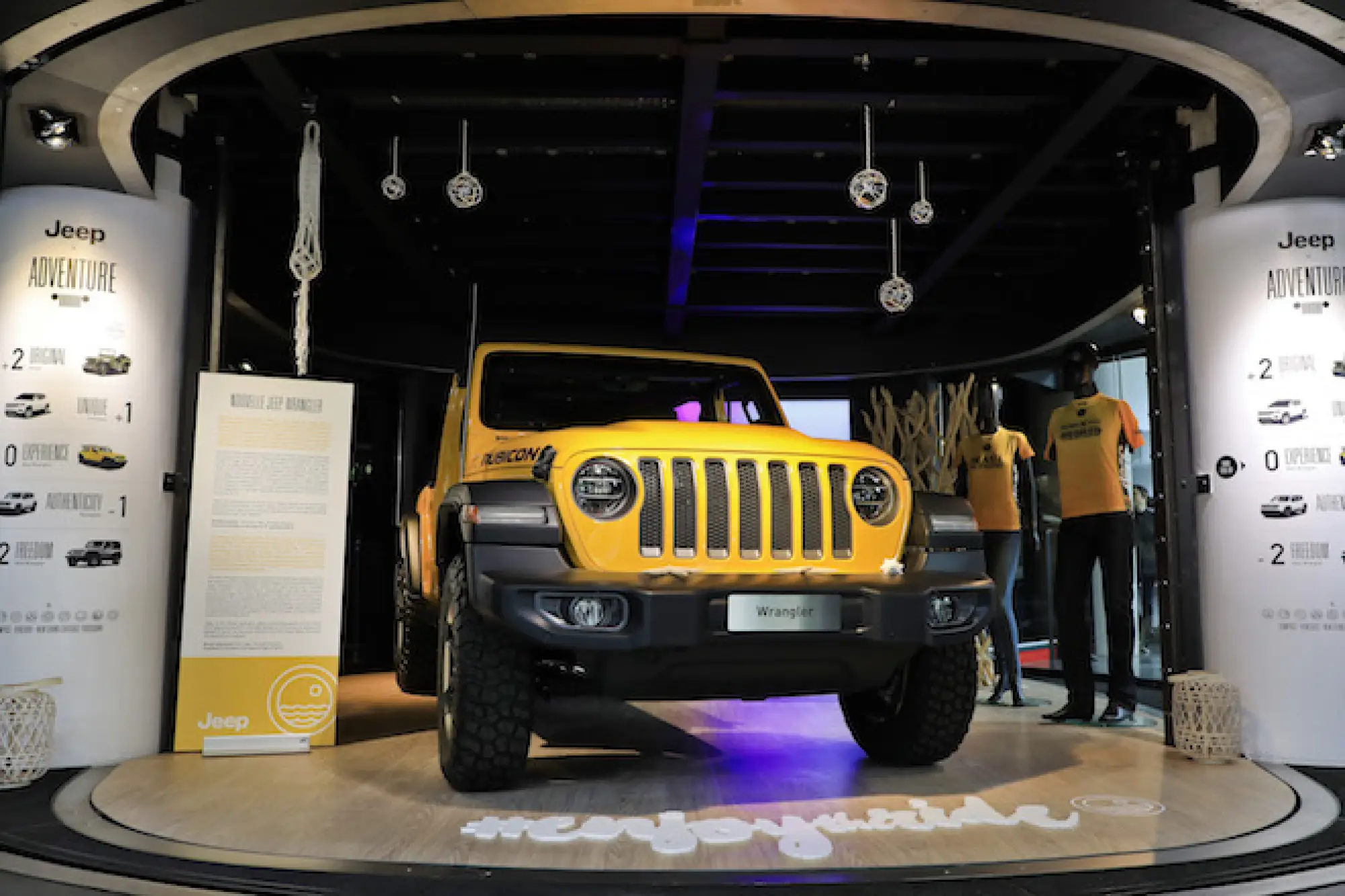 Jeep conquista il MotorVillage di Parigi - 5