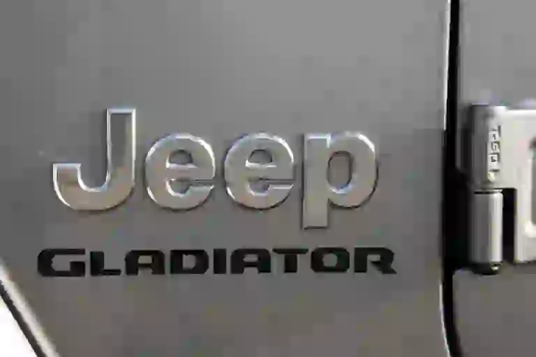 Jeep Gladiator 2021 - Foto ufficiali - 11
