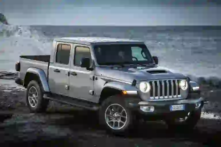 Jeep Gladiator 2021 - Foto ufficiali - 1