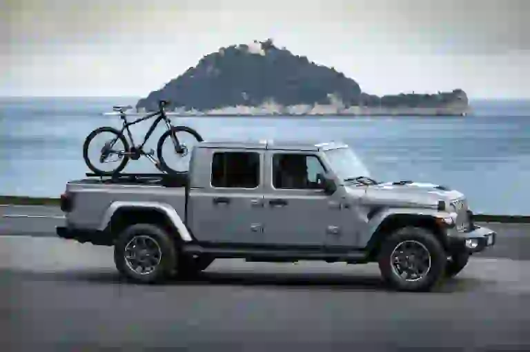 Jeep Gladiator 2021 - Foto ufficiali - 3