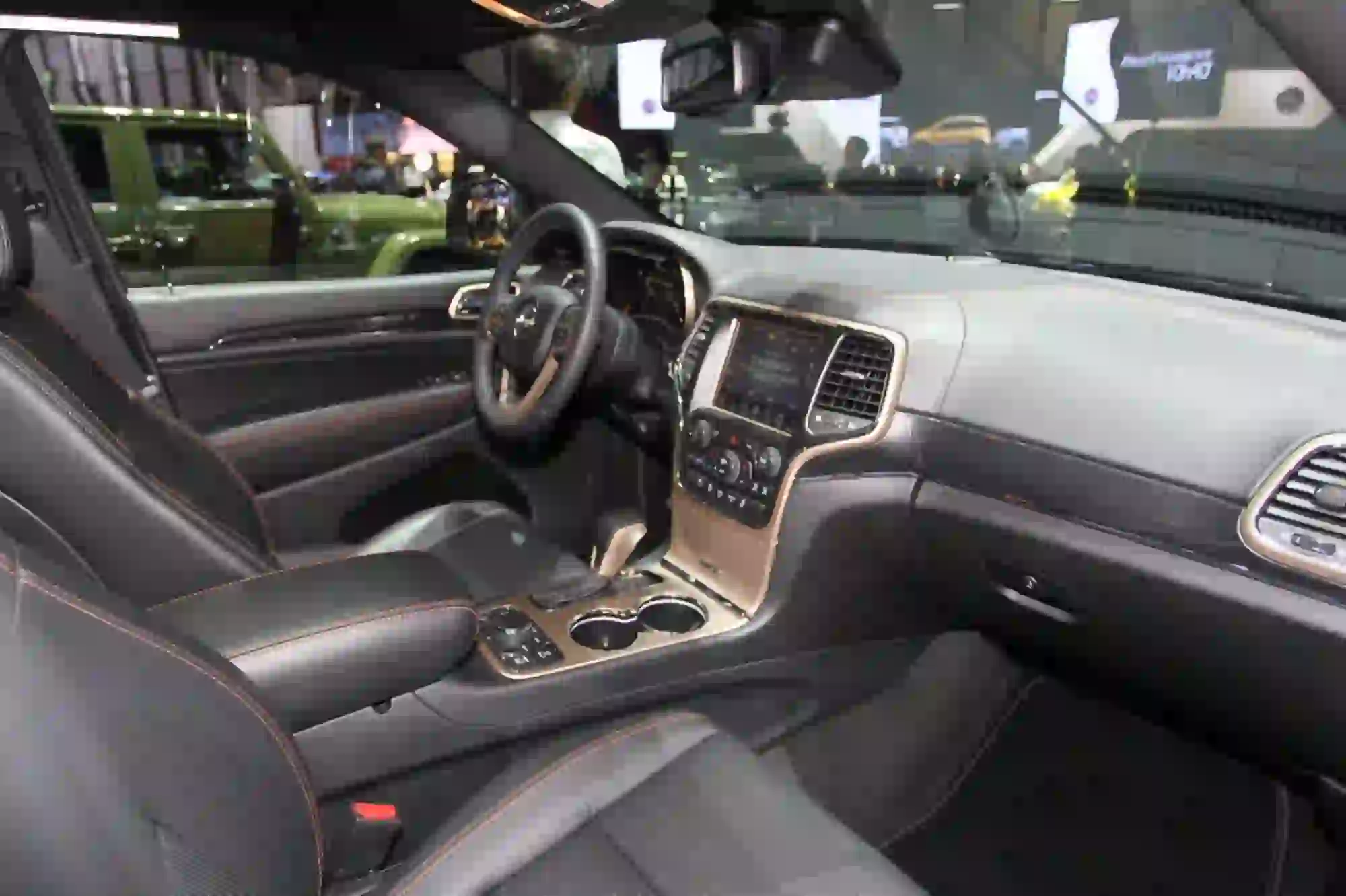 Jeep Gran Cherokee 75th Anniversary - Salone di Ginevra 2016 - 3