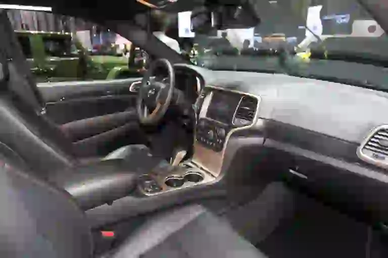 Jeep Gran Cherokee 75th Anniversary - Salone di Ginevra 2016 - 3