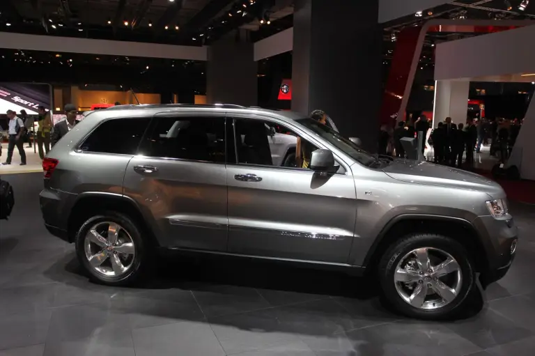 Jeep Grand Cheerokee Overland - Salone di Parigi 2012 - 2