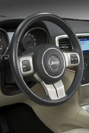 Jeep Grand Cherokee 2011 - 7