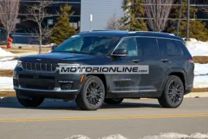 Jeep Grand Cherokee - Foto spia 2-3-2021 - 14