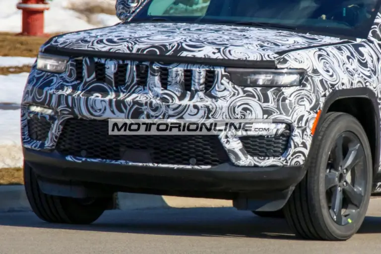 Jeep Grand Cherokee - Foto spia 2-3-2021 - 1