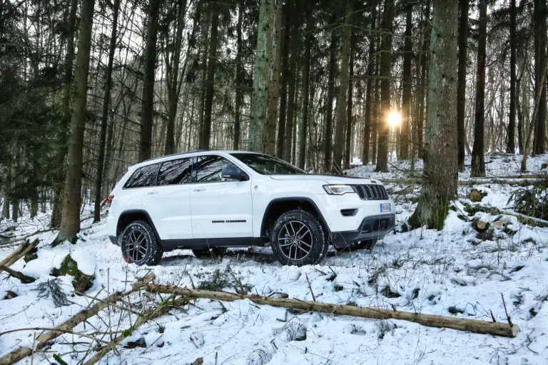 Jeep Grand Cherokee MY 2017 - nuova galleria - 22