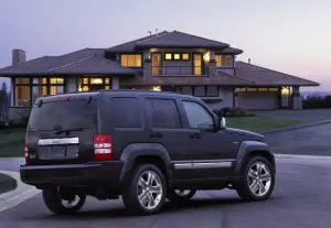 Jeep Grand Cherokee Overland 2011 