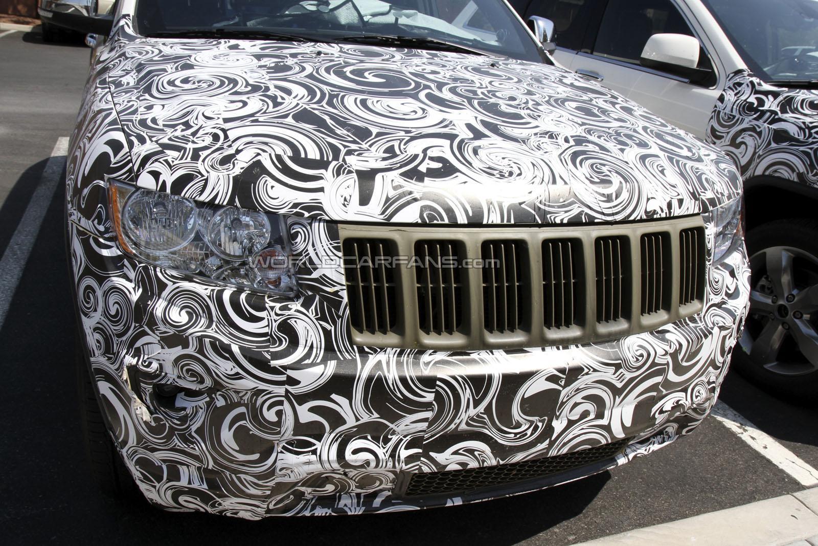 Jeep Grand Cherokee restyling foto spia agosto 2012