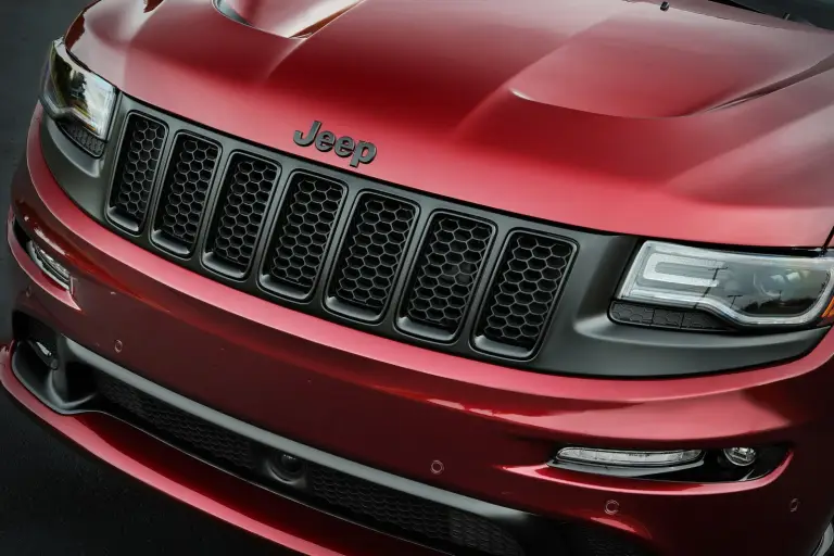 Jeep Grand Cherokee SRT Night Edition - 3