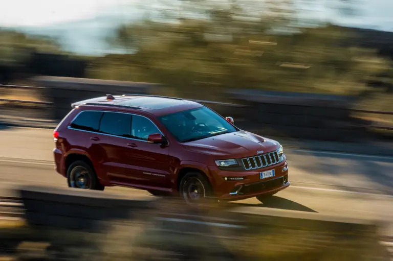 Jeep Grand Cherokee SRT - nuova galleria - 11