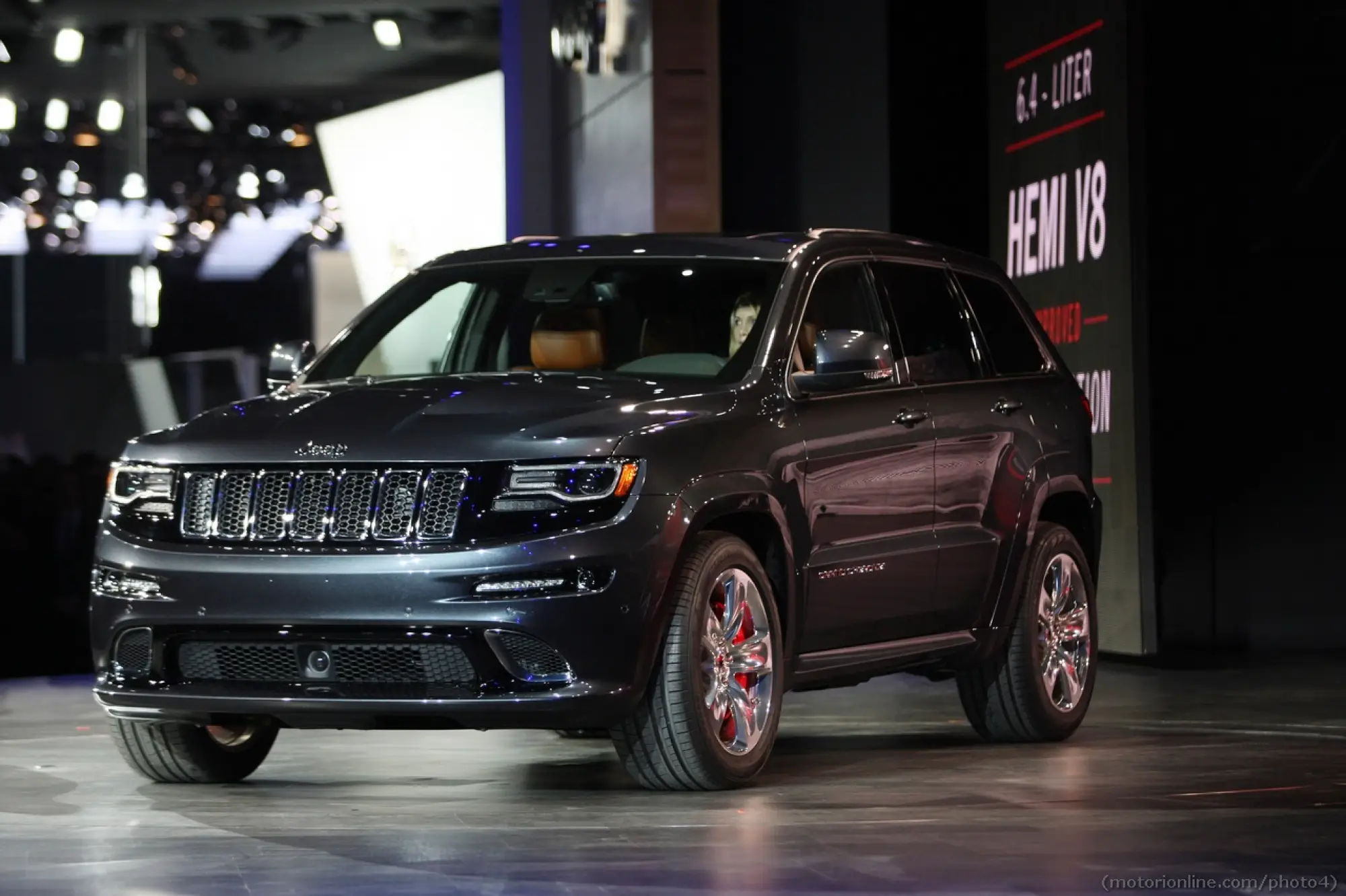 Jeep Grand Cherokee SRT - Salone di Detroit 2013 - 8