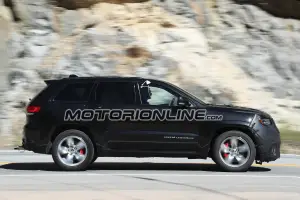 Jeep Grand Cherokee SRT Trackhawk 2018 (foto spia)