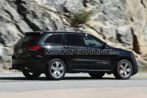 Jeep Grand Cherokee SRT Trackhawk 2018 (foto spia)