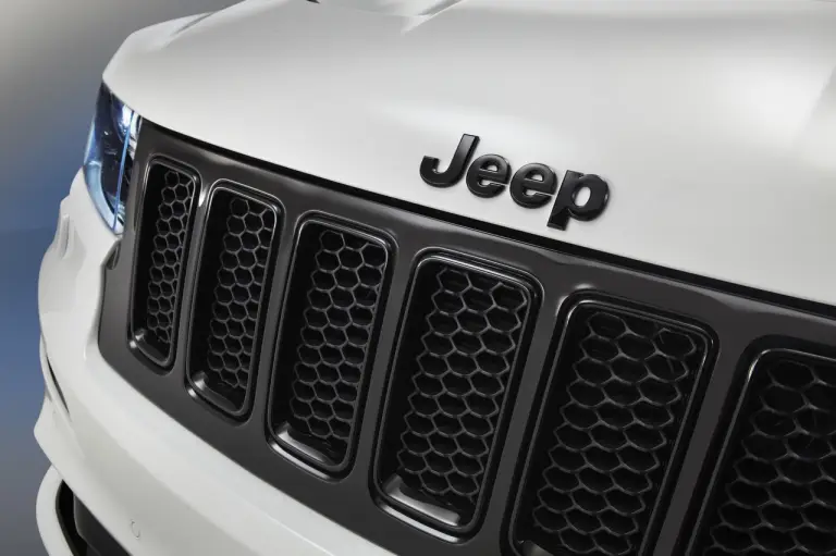 Jeep Grand Cherokee SRT White Edition - 12