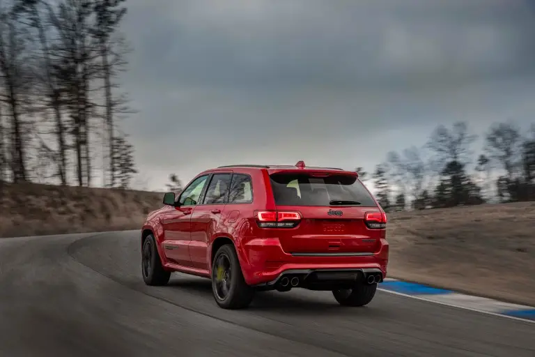 Jeep Grand Cherokee Trackhawk 2017 - 21