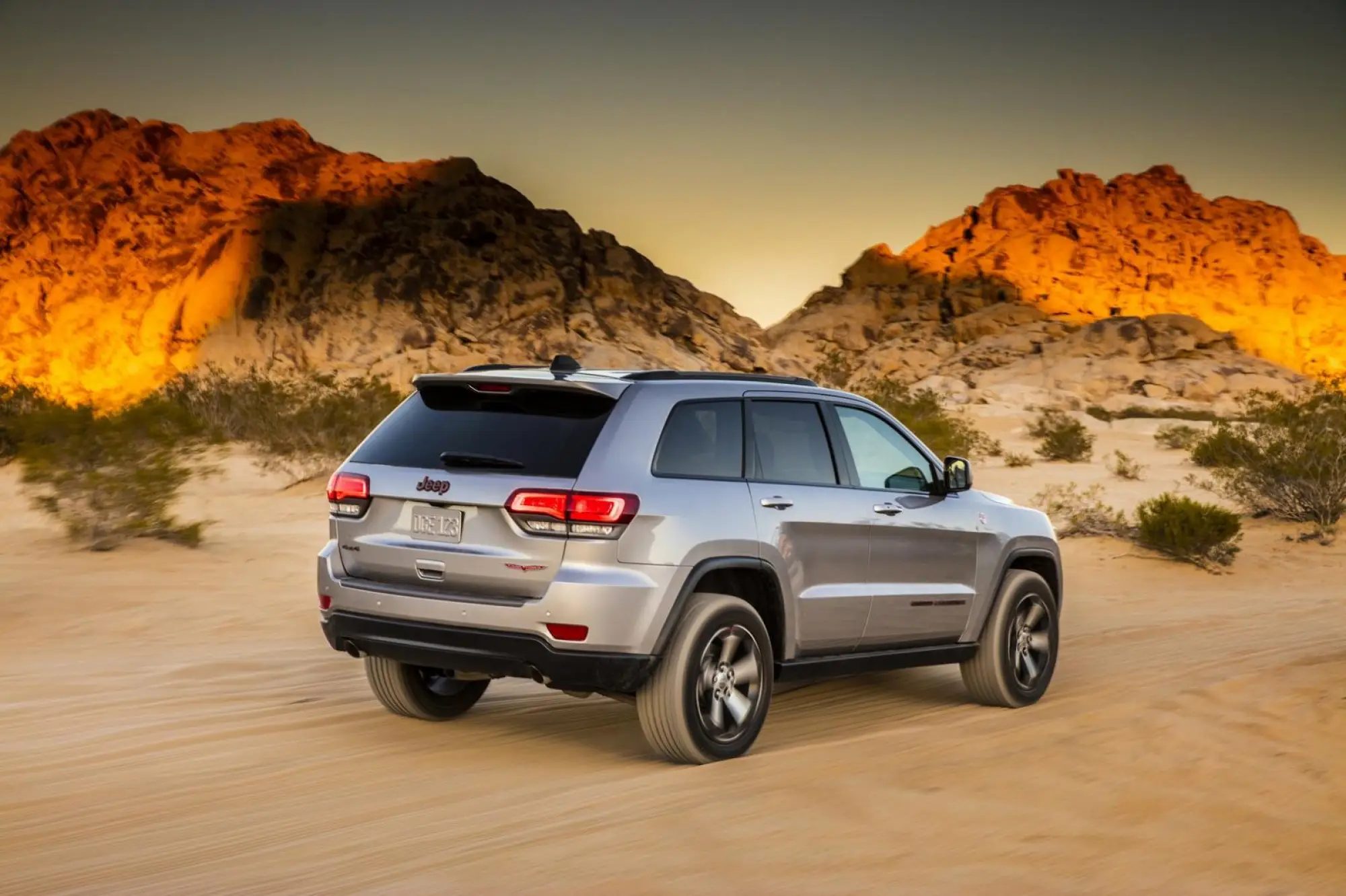 Jeep Grand Cherokee Trailhawk e Summit - 21