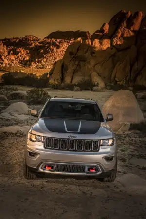 Jeep Grand Cherokee Trailhawk e Summit - 26