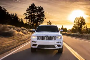 Jeep Grand Cherokee Trailhawk e Summit - 2