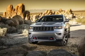 Jeep Grand Cherokee Trailhawk e Summit - 47