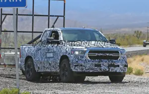 Jeep Grand Wagoneer 2021 - Foto spia 16-09-2019