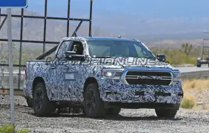 Jeep Grand Wagoneer 2021 - Foto spia 16-09-2019