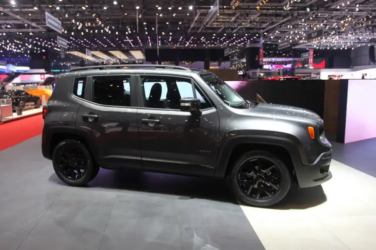 Jeep Renegade Dawn of Justice - Salone di Ginevra 2016 - 2