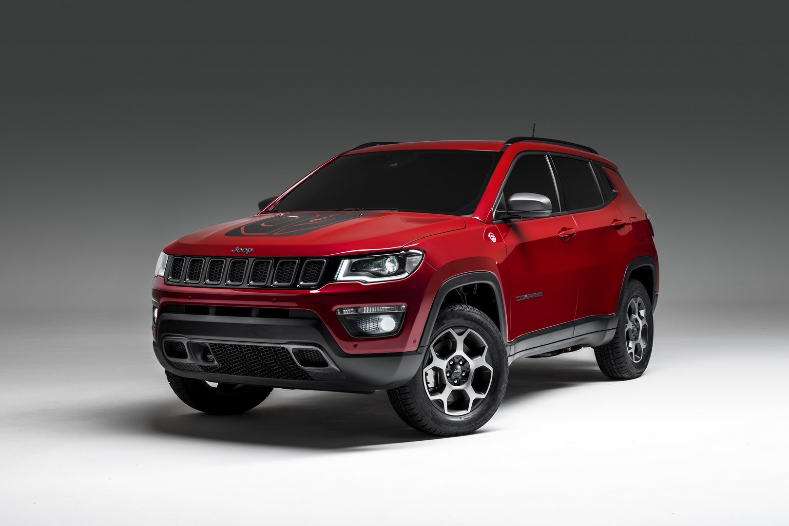 Jeep Renegade e Compass PHEV ibride plugin foto ufficiali - Salone di Ginevra 2019