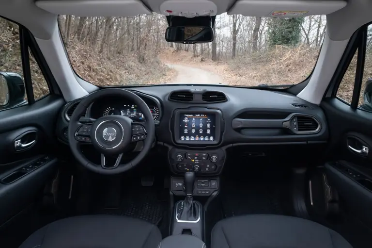Jeep Renegade e-Hybrid e Compass e-Hybrid - Primo contatto - 31